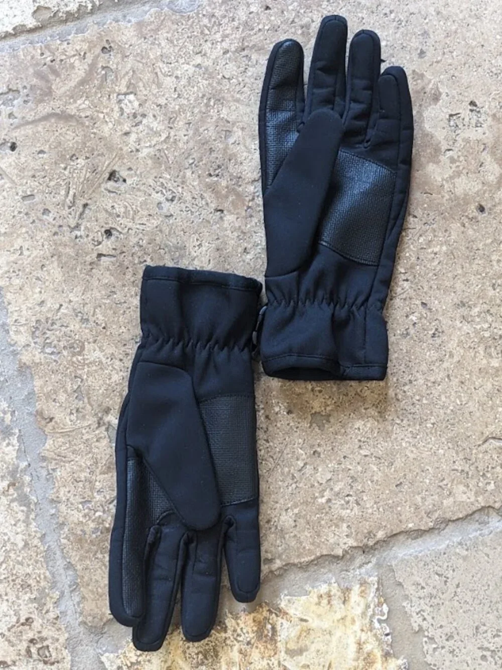 Super clean Columbia women's Ascender III Softshell Gloves in black Size Large